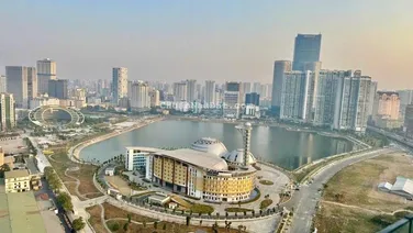 Chính chủ cần bán căn hộ 131m2, 3 ngủ chung cư FLC 36 Phạm Hùng, full nội thất, giá 9,7 tỷ