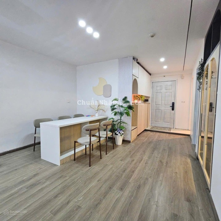 Cần bán căn 3 ngủ 110m2 chung cư Tân Tây Đô