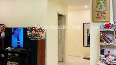 Bán căn 136m2 (3N), nội thất đủ, giá 8.9 tỷ tại chung cư Viện Chiến Lược, Số 5 Tú Mỡ, Cầu Giấy