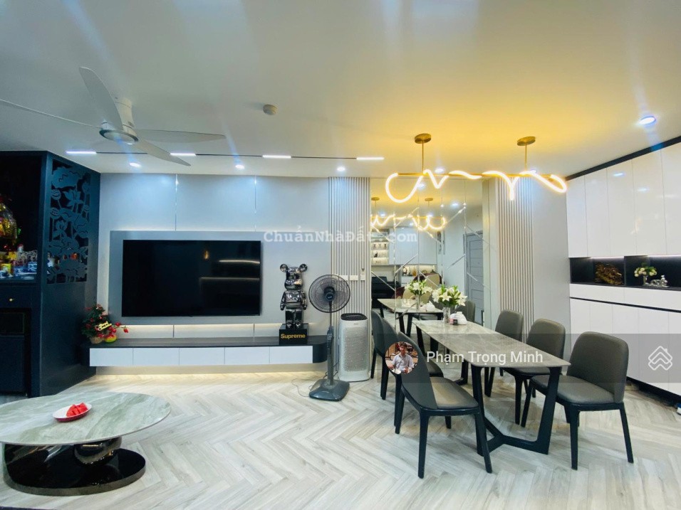 Quỹ căn Vinhomes D'Capitale 2 - 3PN + , diện tích 62- 68- 73- 86- 100m2, full đồ giá chỉ từ 90tr/m2