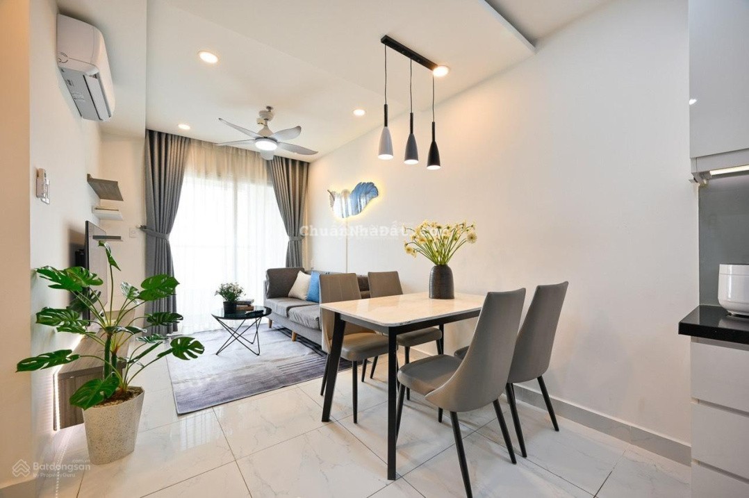 Bán gấp CH Kingston Residence, Phú Nhuận, 60m2, giá 4.8 tỷ. LH 0937 670 ***(view đẹp)