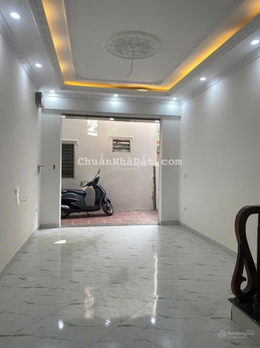 Chính Chủ Cho Thuê Gấp Nhà 5 Tầng Vĩnh Ninh Gần Trường Học, Chợ, An Ninh Tốt giá tốt chỉ 8 tr/th