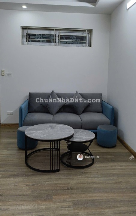 Bán CHCC sát Việt Hưng 62m2 2PN/2WC nhà đẹp về ở ngay giá 2,92 tỷ