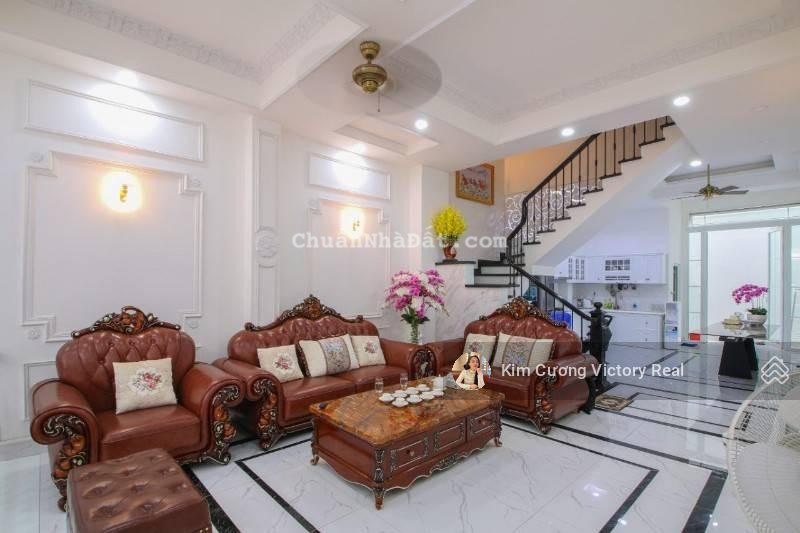 Nhà 3 Lầu Sang Trọng Nội Thất Gỗ Sịn - Hẻm 158 Hoàng Hoa Thám, HXH 8M - 80m2 [4x20]m - Khu VIP