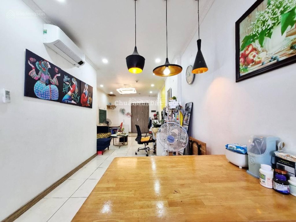 Chính chủ cần bán chung cư New Horizon City 87 Lĩnh Nam: 78m2 sổ, 2 ngủ, 2wc, ban công thoáng mát