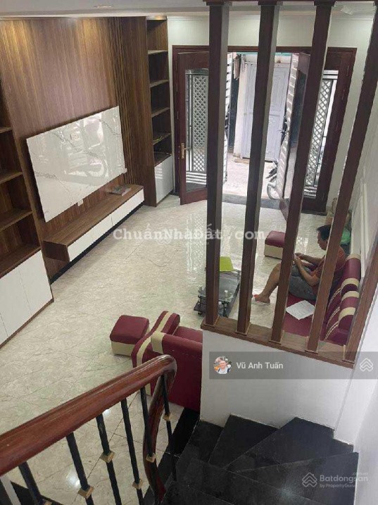 Bán nhà ngõ 243 Tam Trinh, 50m ra phố, oto đỗ cổng, dân xây, 4 tầng, 31m2, 4.35 tỷ, SĐCC