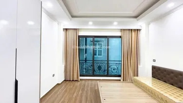 Chính chủ cho thuê chung cư mini 1PN, 1PK, 1WC, diện tích 50m2 tại Đội Cấn Ba Đình