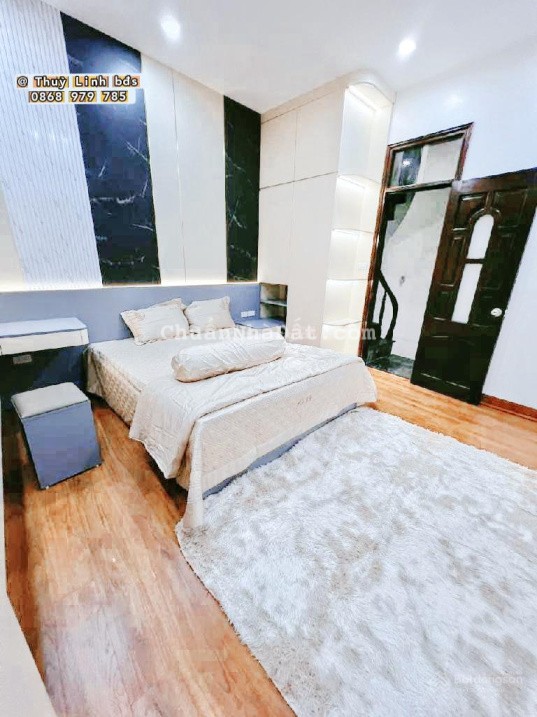 Lô Góc - Hoàng Mai - Oto đỗ cửa - 35m2 - 6.75 tỷ Mặt tiền 3.5m