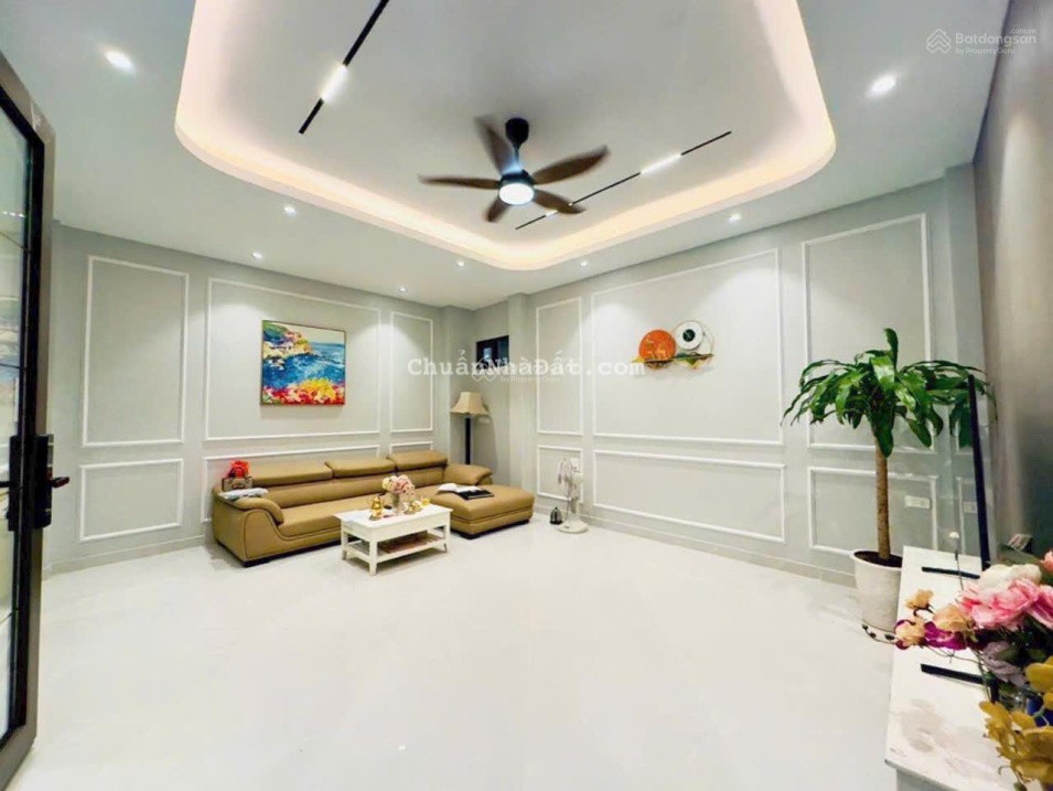 Bán nhà Tây Trà  Hoàng Mai. 45M x 5T. MT 3.9M. Nở hậu, thang máy ở Sướng giá 8.5tỷ