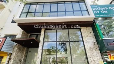 Chính chủ cho thuê gấp nhà Hoàng Cầu - Thái Hà, DT 130m2 x 6 tầng, MT 7m, thang máy. Giá 65tr/th