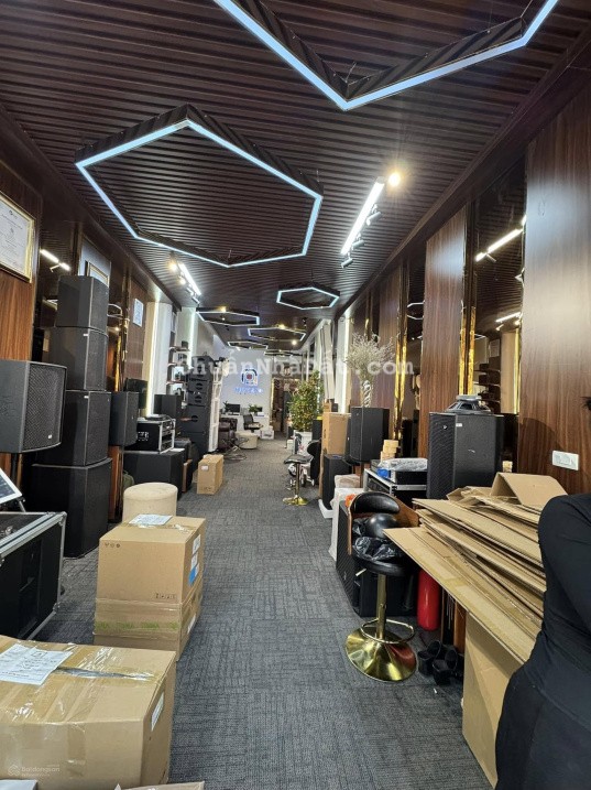 Bán nhà ngõ 114 Trung Kính, Cầu Giấy, 86m2, ô tô, phân lô, ô chờ thang máy, kinh doanh, 29 tỷ