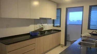 Chuyển nhượng căn hộ 3PN + 1 chung cư Mulberry Lane view trực diện hồ và làng Việt Kiều đón gió Nam