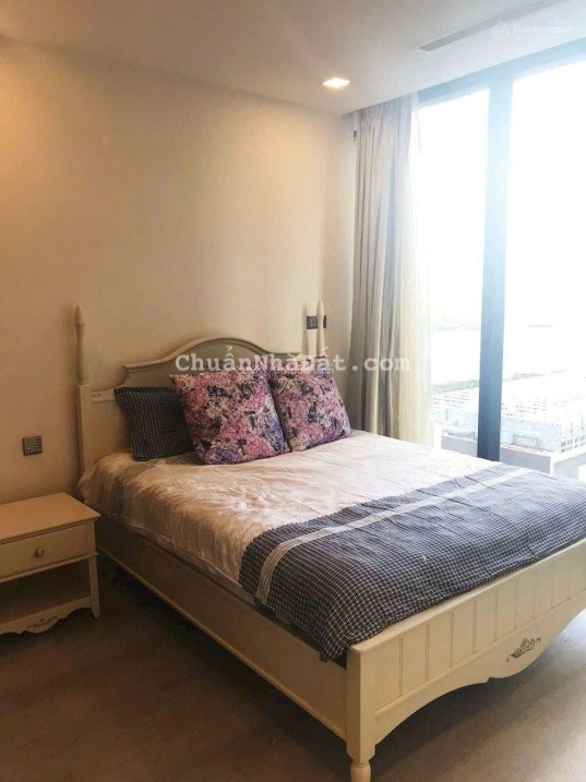 Chuyên bán căn hộ Vinhomes Golden River Ba Son giá tốt nhất