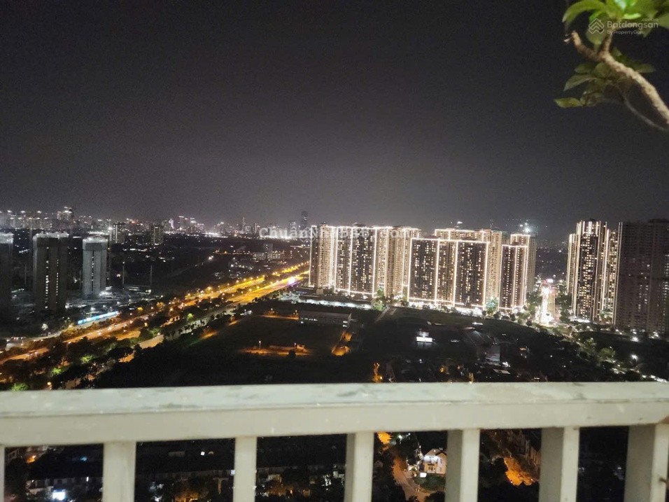 Cho thuê căn hộ tầng 31, block B2, toà Gemek Tower, diện tích 79m2, nội thất đầy đủ, 2PN, 2WC