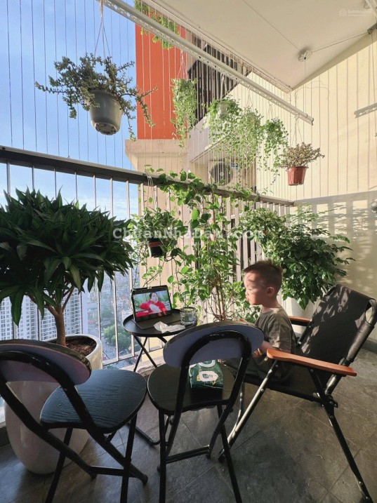 Bán căn 70m2, 2n, 2vs tòa Samsora 105 Chu Văn An. SĐCC. Giá 4, x tỷ