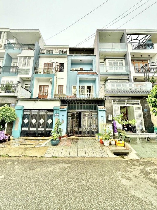 Cực hiếm siêu rẻ nhà ngay mặt tiền 4 tầng 447B Lê Văn Việt 7 phòng khép kín - thu nhập 25tr/tháng