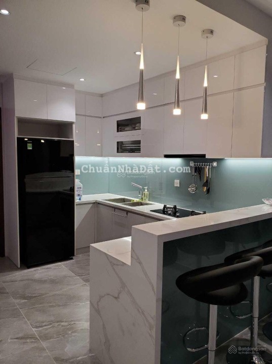 Cho thuê căn hộ Sunrise Riverside 2PN, 2WC giá 13tr/tháng. LH 0907 393 ***