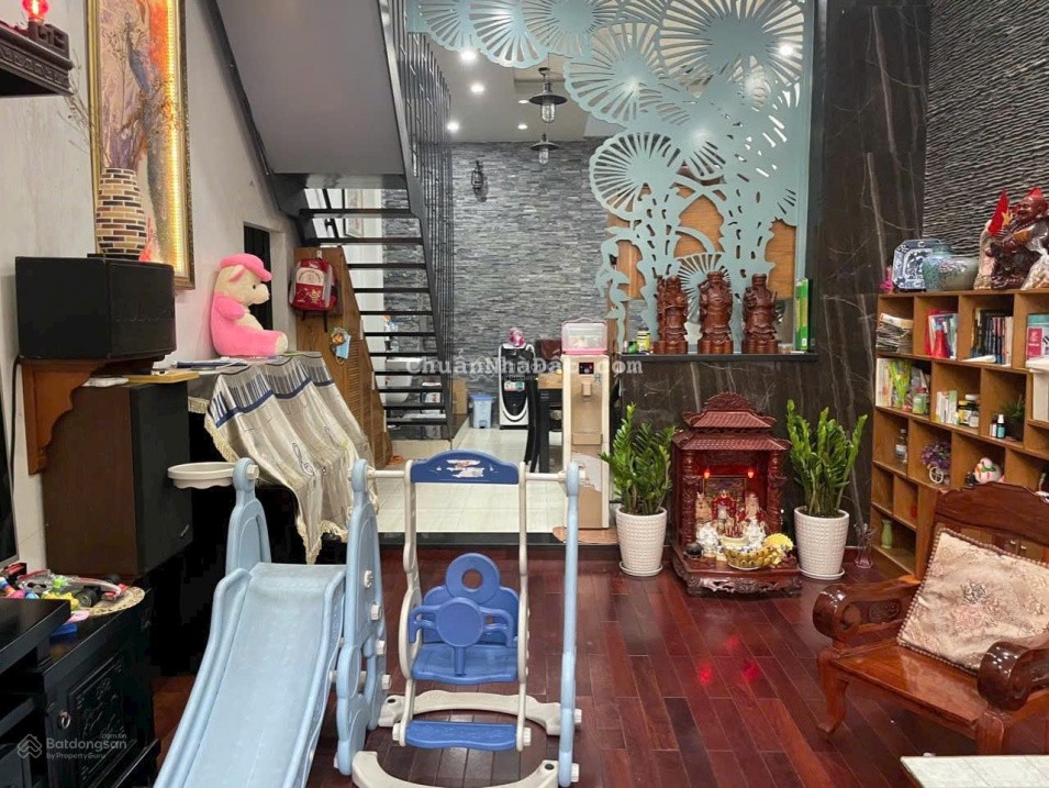 Giảm 1 tỷ bán gấp biệt thự khu Tân Sơn Nhì, Tân Phú, HCM, chỉ còn 13,2 tỷ