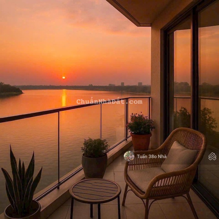 Một chiều hoàng hôn, một căn hộ vừa vặn cho riêng mình, Masteri Lakeside