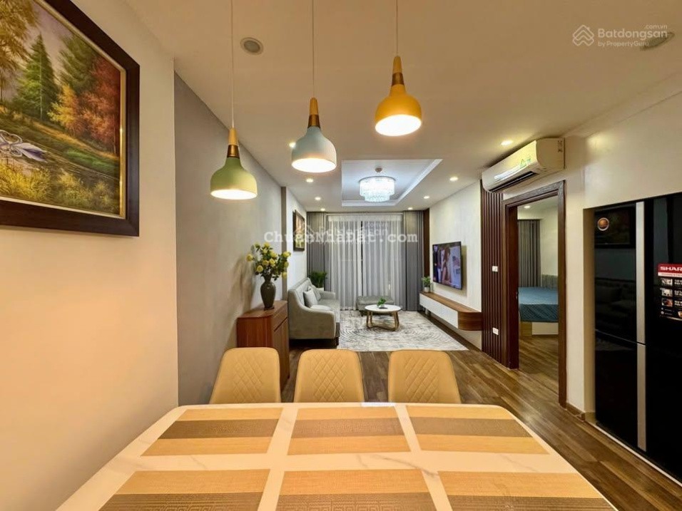 Bán nhà gần mặt phố Cầu Giấy, 13 tỷ VND, 45m2, 2PN, 1WC, hướng Đông Nam