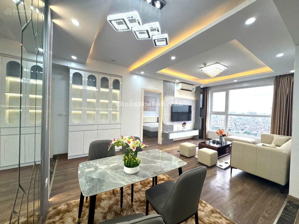 Riverside Garden. Chính chủ Bán Căn 3PN. 2VC DT: 83m2. Tầng 16. Giá 6.8tỷ ( Chủ nhà thiện chí bán )