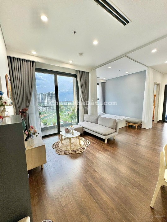 Chính chủ bán cắt lỗ căn góc view hồ 2PN + 1 DT 63.72m2, giá 5 tỷ toà cao cấp Masteri West Heights