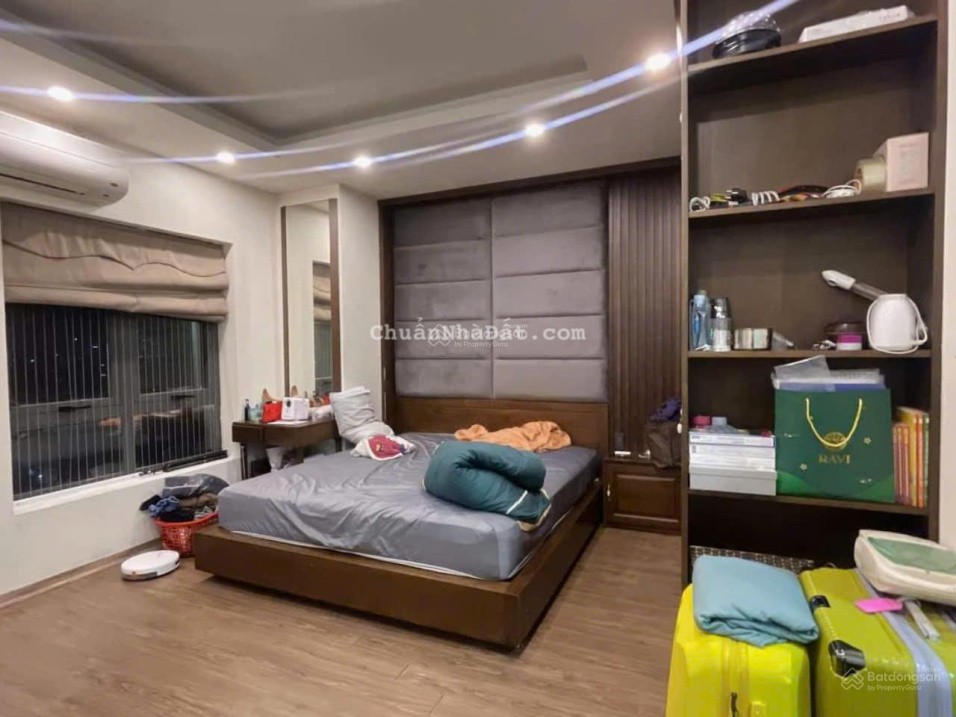 BÁN NHÀ RIÊNG NGÕ 250 KIM GIANG - HOÀNG MAI 35m2, 5 tầng mới, giá 6,3 tỷ