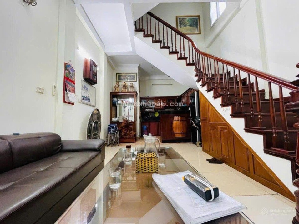 NHÀ ĐẸP ĐƯỜNG LÁNG BA GÁC ĐỖ CỬA 15M RA Ô TÔ 4 TẦNG 42M2 3PN ĐỦ NỘI THẤT Ở LÀM VĂN PHÒNG NHỈNH 9 TỶ