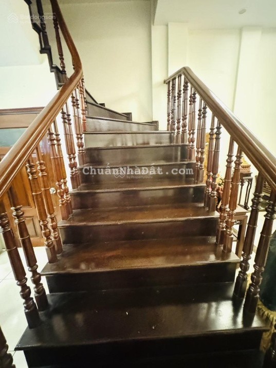 Sát hồ, ngõ thông, dân chí cao, nhà dân xây, Hoàng Ngân, 55m2*6T*giá 11.9 tỷ, công năng đ đủ, ở vip