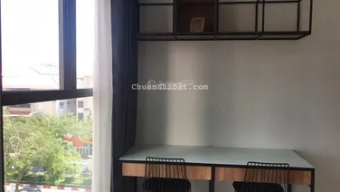 Bán căn Officetel Saigon Royal, Quận 4. Giá 3.1 tỷ, diện tích 35m2, có nội thất