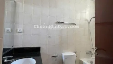 Bán CC Tản Đà Court, 5.2 tỷ, 100m2, 3PN, 2WC, Q5. LH: 0901 341 *** Phương