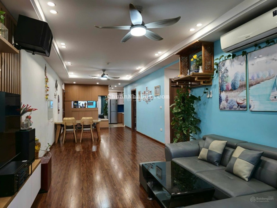 Cho thuê căn hộ chung cư Sky Central, 176 Định Công,Hà Nội 3PN, 15 triệu, 104m2, Full Nội Thất