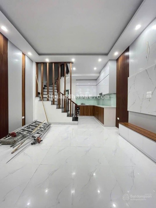 Khu vực Kim Chung, Di Trạch, Vành Đai 3.5 - hạ tầng mở rộng - cách 1 nhà ra ô tô, giá hơn 5 tỷ