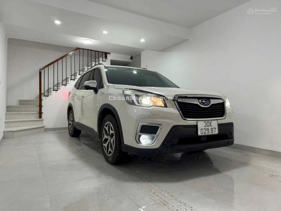 Bán nhà riêng tại đường Lĩnh Nam, Hoàng Mai, Hà Nội, 6,2 tỷ, 50 m2, gara oto, chính chủ hot!