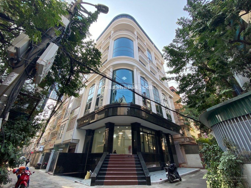 Cần cho thuê gấp nhà phố vừa hoàn thiện Nguỵ Như Kon Tum DT 130m2x9T 1 hầm MT 6m thông sàn full ĐH