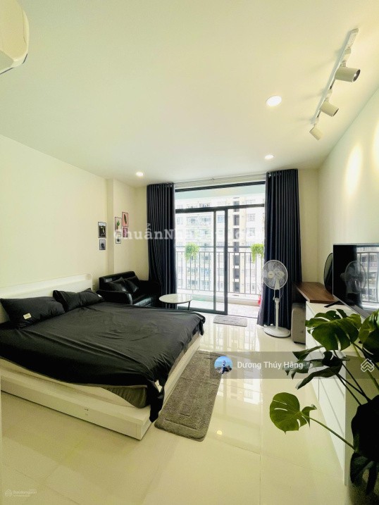 Căn hộ Central Premium bán gấp OT 30m2 giá chỉ 1,78 tỷ. Ở & làm văn phòng. Có trung tâm thương mại