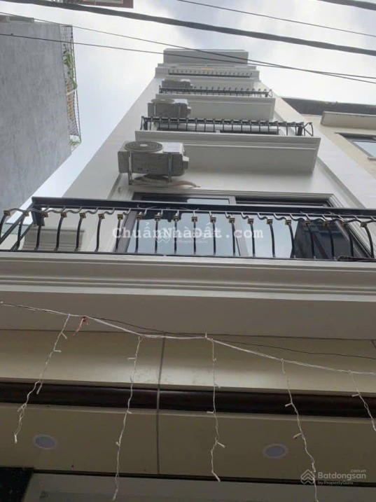 Bán nhà Đỗ Nhuận,sát công viên Hoà Bình, 40m2 chỉ 9 tỷ, ngõ thông, ô tô, thang máy, full nội thất