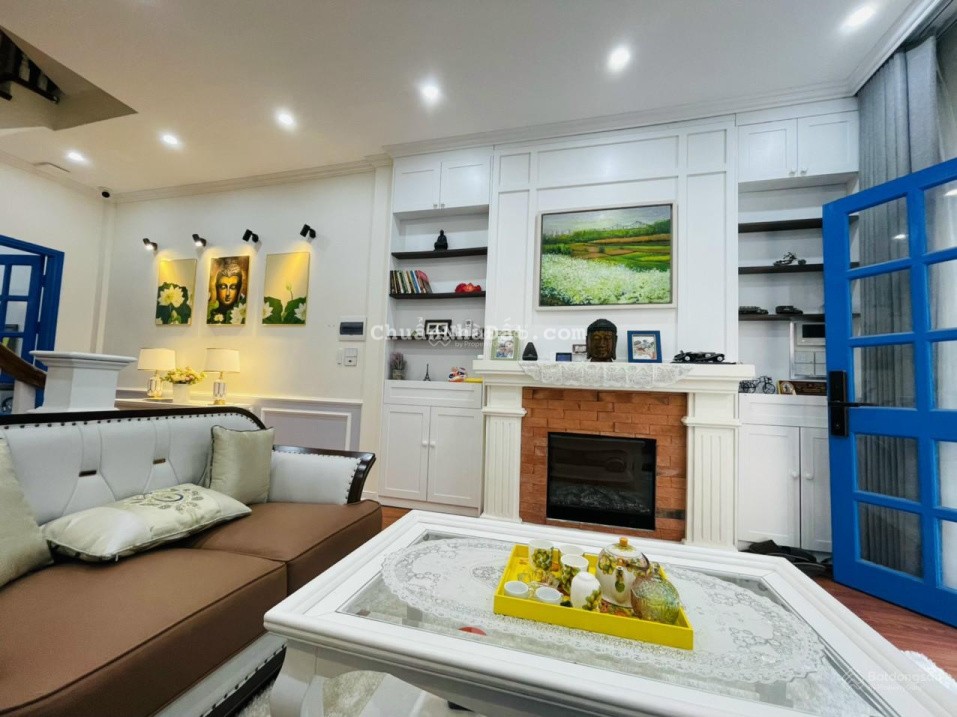 Vũ Xuân Thiều - nguyên căn - siêu phẩm - full đồ - ô tô đỗ cửa