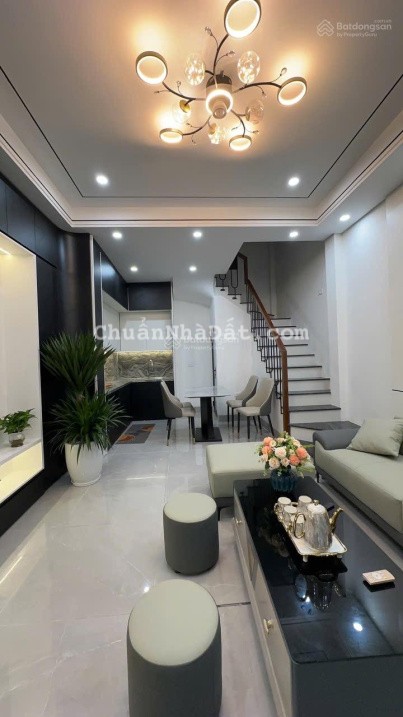 Bán nhà riêng 40m2, 8,2 tỷ tại Kim Mã, Ba Đình, Hà Nội