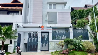 Cho thuê nhà riêng (biệt thự) thiết kế hiện đại - hầm 4 tầng 5PN