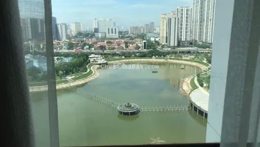 Căn hộ góc view hồ 161m2. Thiết kế 3+1 ngủ nhà full đồ, tại Mandarin. Giá thỏa thuận. LH 0962 636 ***