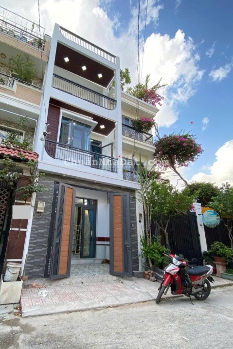 * Bán Nhà đẹp 3 tầng - Giảm 500tr, Chỉ còn 7.3 Tỷ - Đường xe tải - Gần VINCOM Lê Văn Việt, Quận 9