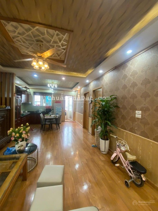 Bán nhà căn góc 3 mặt thoáng KĐT Nam Trung Yên 70m² chỉ 4.75 tỷ sổ đỏ chính chủ