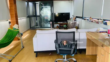 Ngộp bank giảm từ 17,7 tỷ còn 14,999 tỷ! Bán nhà đường Út Tịch, P.4, TB khu vip gần Vincom 5x19m 3L