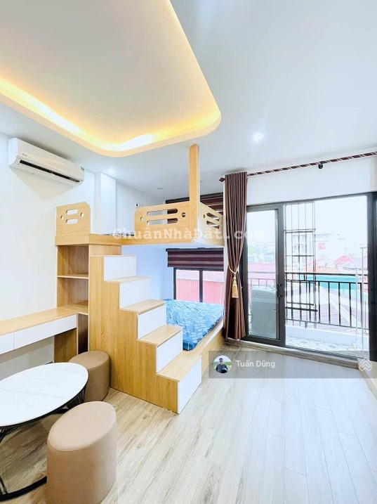 Tòa CHDV phố Đặng Tiến Đông, 63m2, 18 phòng, thu về 90 triệu/tháng, mặt ngõ thông, mới đẹp full đồ