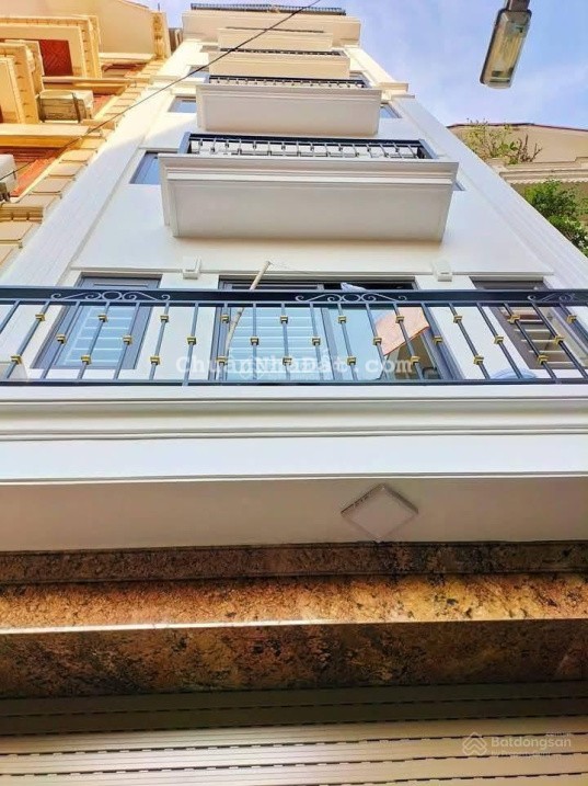 Bác Giang cần bán nhà Kim Mã, lô góc, ngõ thông, kinh doanh cho thuê tốt, lắp được thang máy