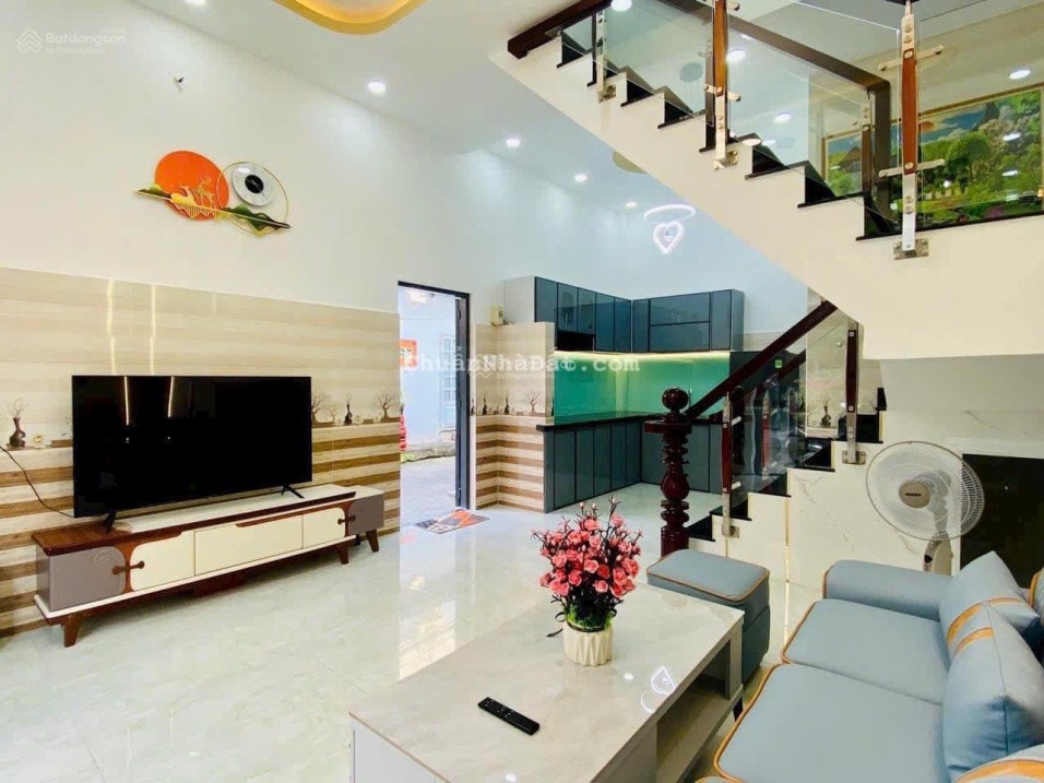 Bán nhà 1T1L gần trường ĐH Ngoại Ngữ - Tin Học TPHCM, HXH Sư Vạn Hạnh, P12, Quận 10, DT 47m2/3tỷ150