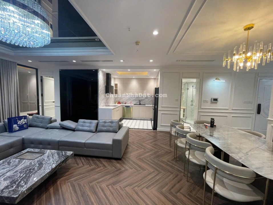 Cho thuê căn hộ 3 phòng ngủ Full nội thất 145m2 R2 Vinhomes Royal City giá 22tr - Em Sơn Royal