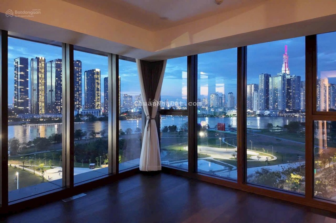 Galleria: Bán 4PN trực diện sông, Landmark, Cầu Ba Son, có thang máy riêng giá rẻ nhất chỉ 63 tỷ