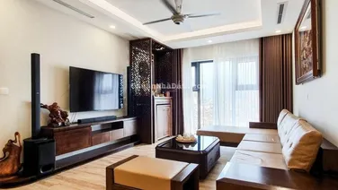 Căn hộ hoa hậu 2 ngủ Central Point, 219 Trung Kính. Giá 6 tỷ DT 70m2 và 2 VS. LH 0978 965 ***